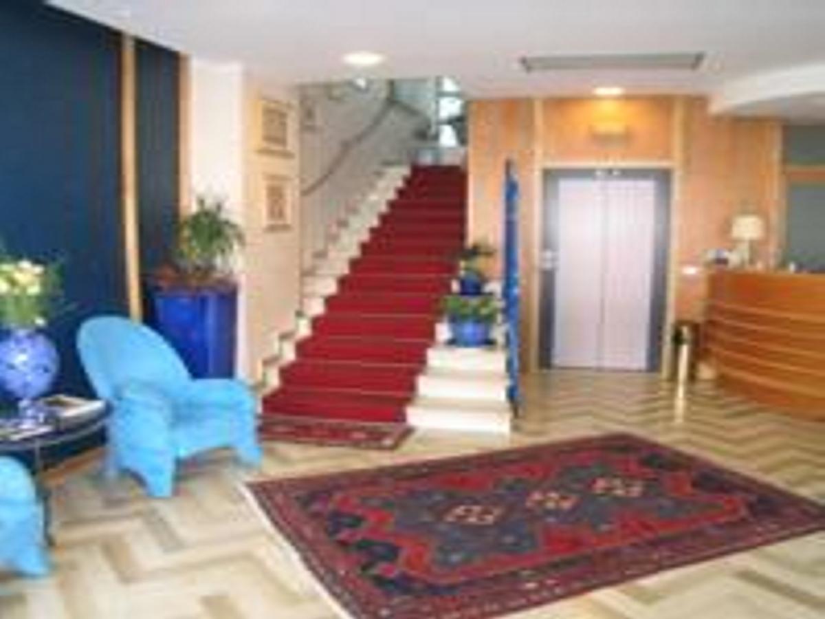 קאטוליקה Residence Darsena מראה חיצוני תמונה
