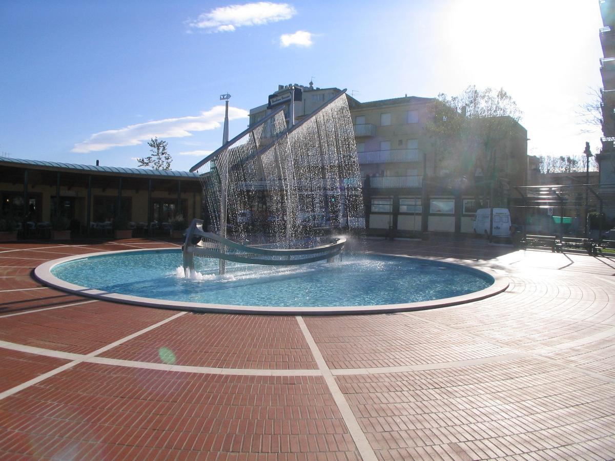 קאטוליקה Residence Darsena מראה חיצוני תמונה