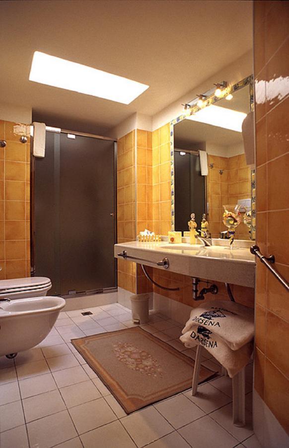 קאטוליקה Residence Darsena מראה חיצוני תמונה