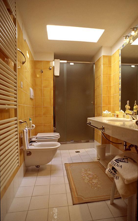 קאטוליקה Residence Darsena מראה חיצוני תמונה